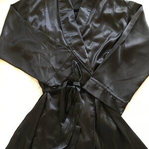 Fredericks of Hollywood, Black Satin women's short negligee robe, sz M